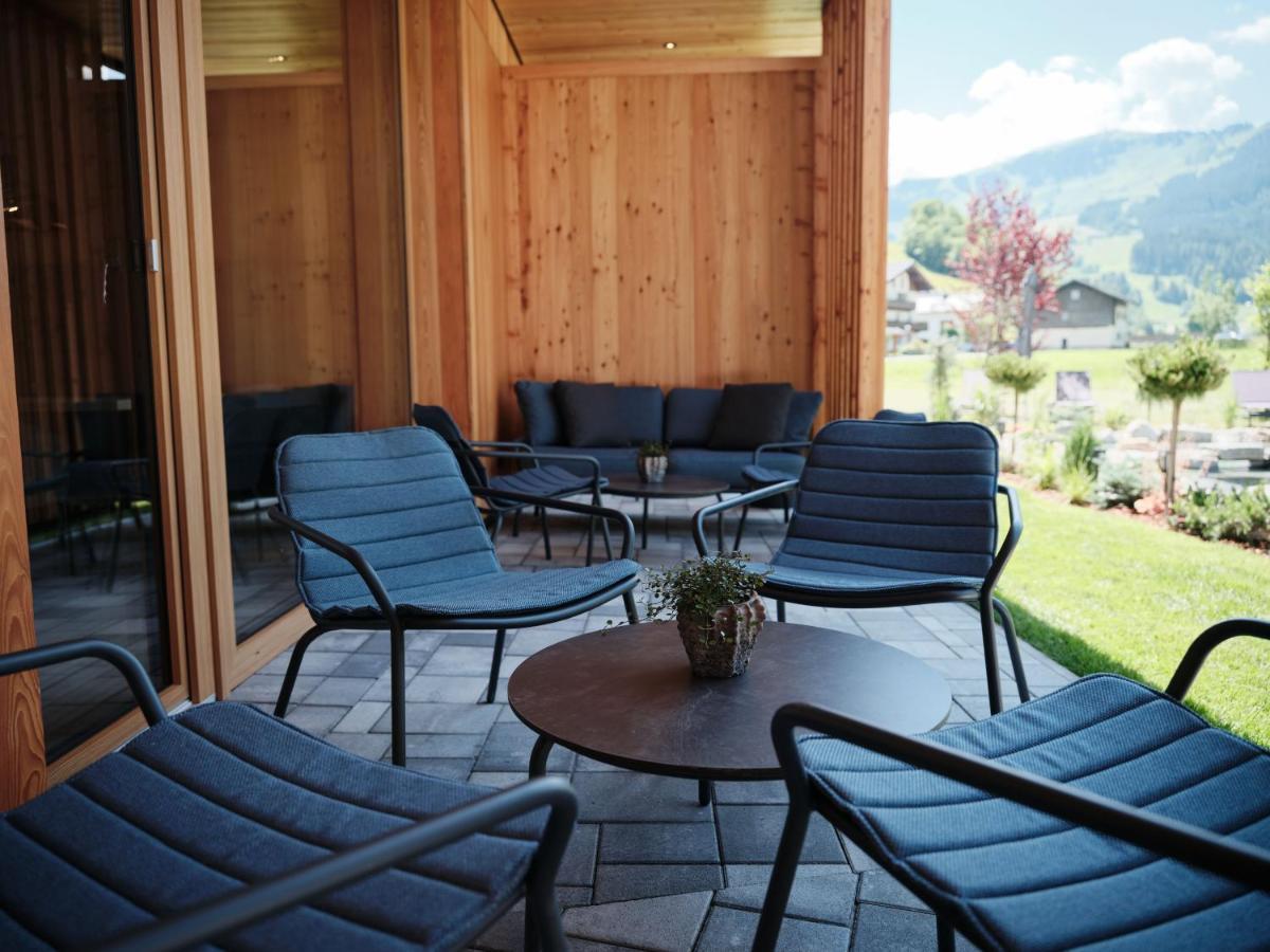 Wellness Und Brunch Morgenzeit Beheizter Naturpool Mit Sandstrand Genuss Fruehstueck Bis 13 Uhr Hochkoenig Sommercard Maria Alm am Steinernen Meer