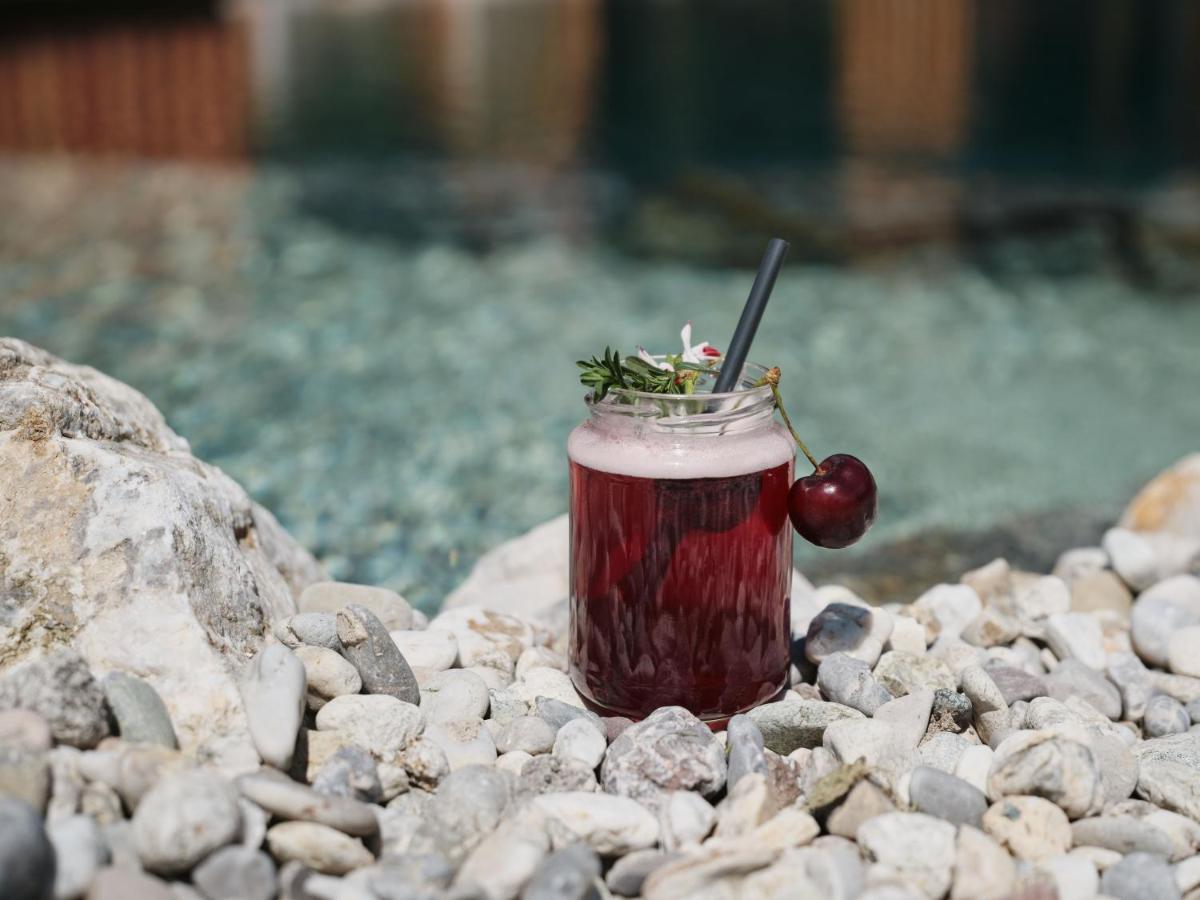 Hotel Wellness Und Brunch Morgenzeit Beheizter Naturpool Mit Sandstrand Genuss Fruehstueck Bis 13 Uhr Hochkoenig Sommercard Maria Alm am Steinernen Meer