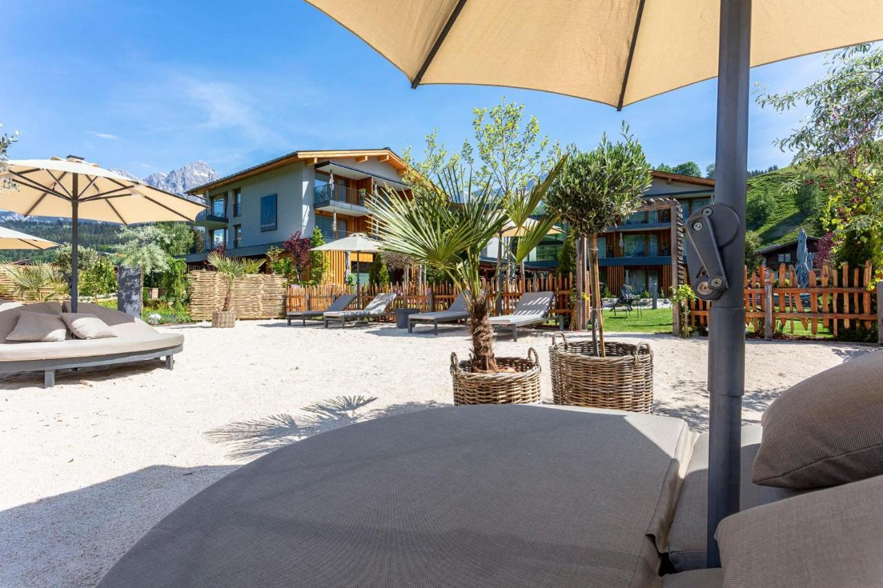 Wellness Und Brunch Morgenzeit Beheizter Naturpool Mit Sandstrand Genuss Fruehstueck Bis 13 Uhr Hochkoenig Sommercard 3* Maria Alm am Steinernen Meer