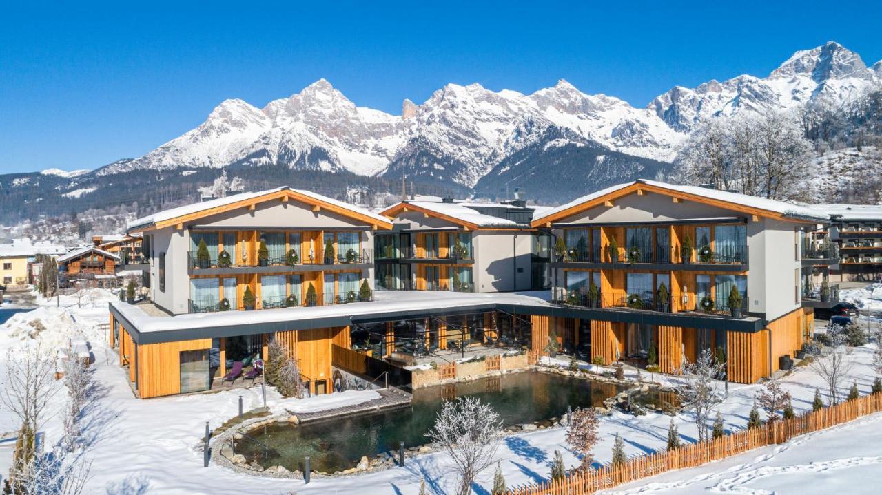 Wellness Und Brunch Morgenzeit Beheizter Naturpool Mit Sandstrand Genuss Fruehstueck Bis 13 Uhr Hochkoenig Sommercard 3* Maria Alm am Steinernen Meer