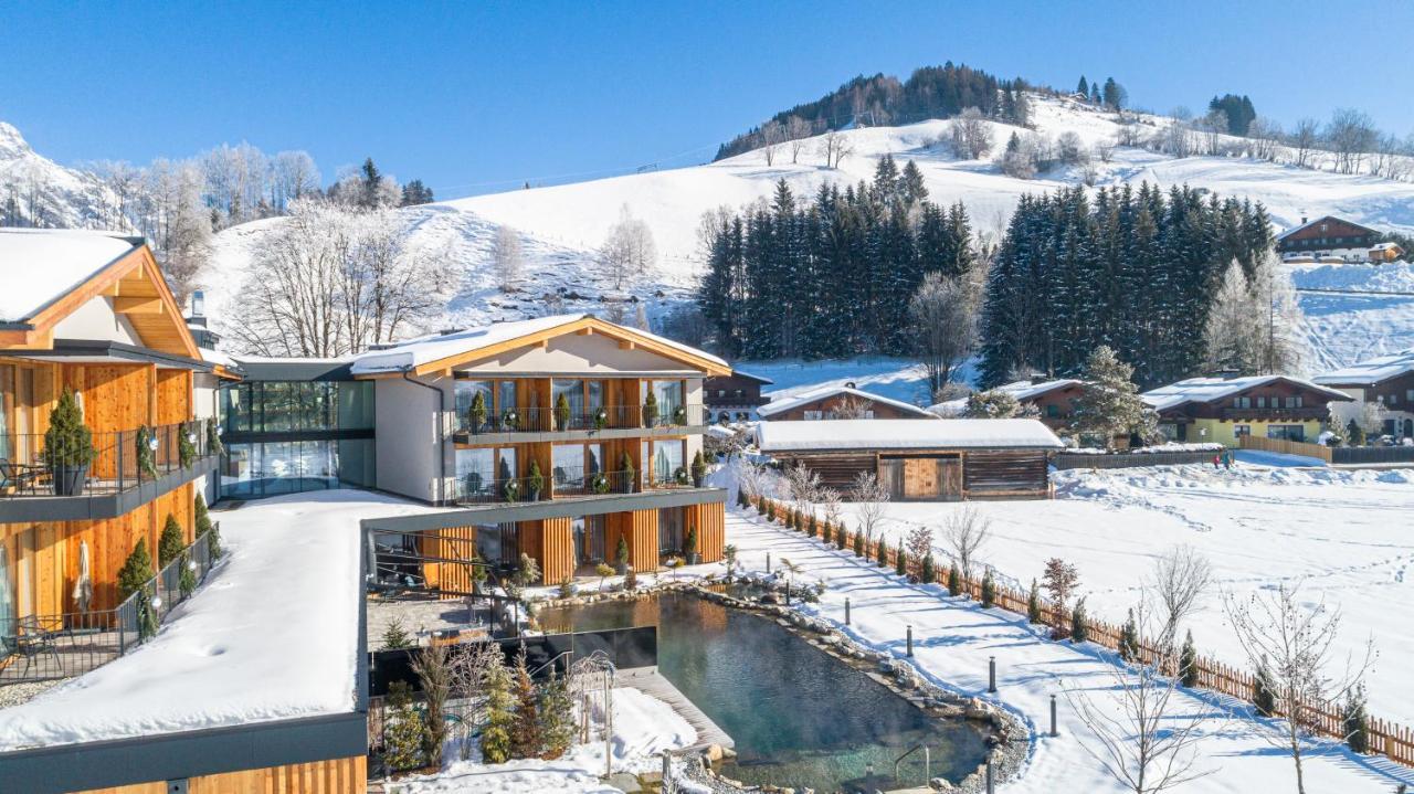 Wellness Und Brunch Morgenzeit Beheizter Naturpool Mit Sandstrand Genuss Fruehstueck Bis 13 Uhr Hochkoenig Sommercard Hotel