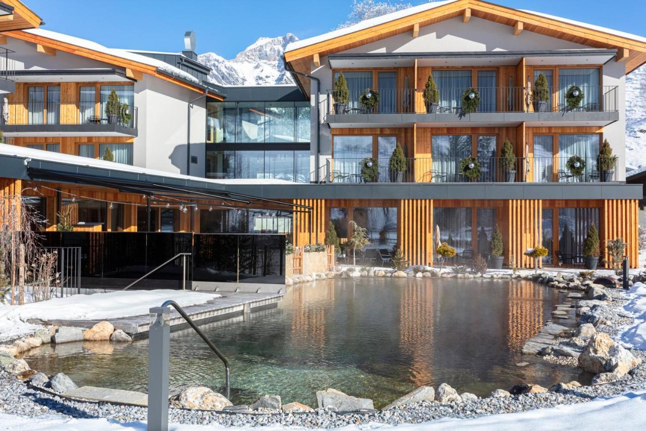 Wellness Und Brunch Morgenzeit Beheizter Naturpool Mit Sandstrand Genuss Fruehstueck Bis 13 Uhr Hochkoenig Sommercard Hotel