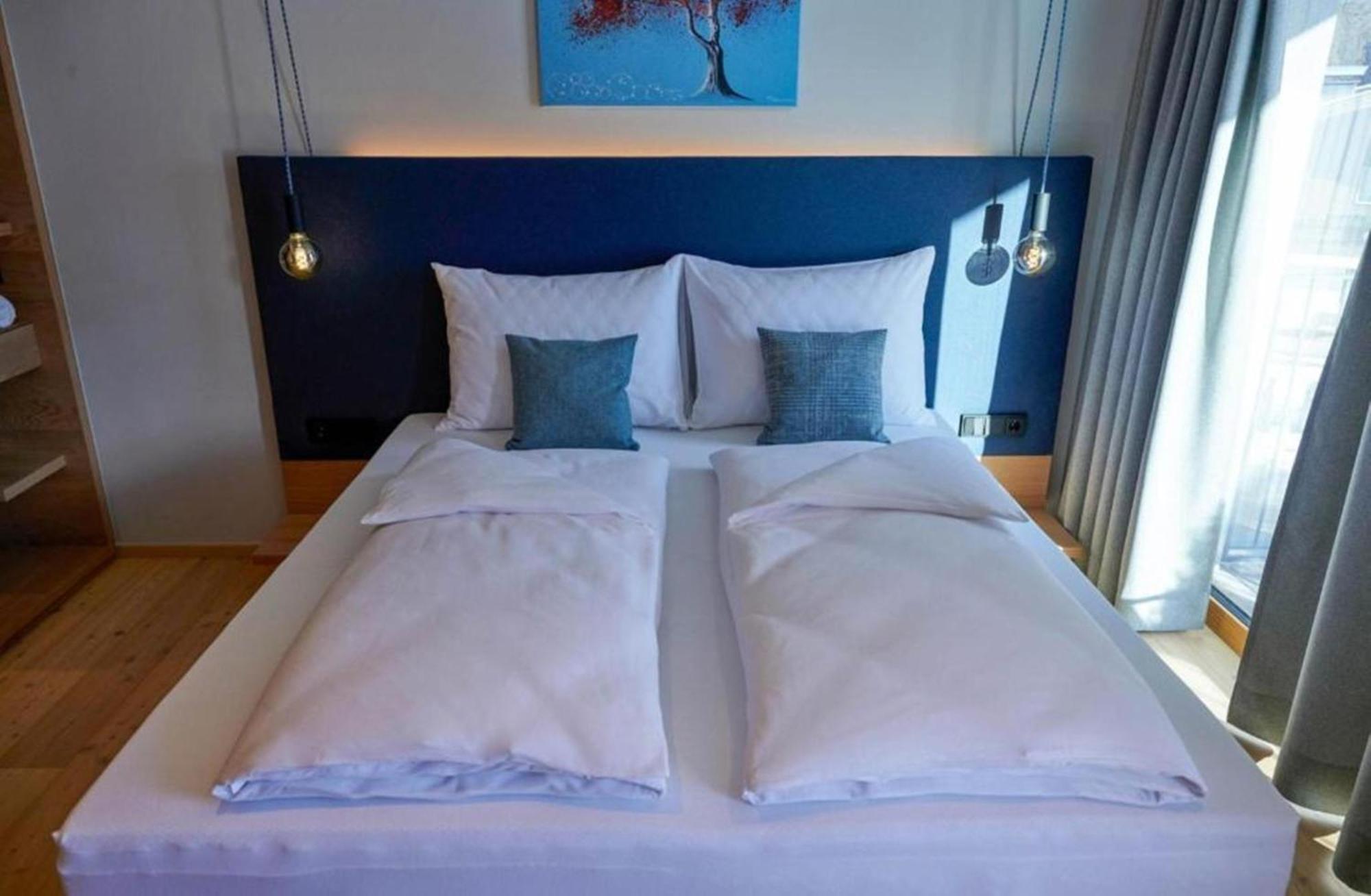 Wellness Und Brunch Morgenzeit Beheizter Naturpool Mit Sandstrand Genuss Fruehstueck Bis 13 Uhr Hochkoenig Sommercard Hotel Maria Alm am Steinernen Meer